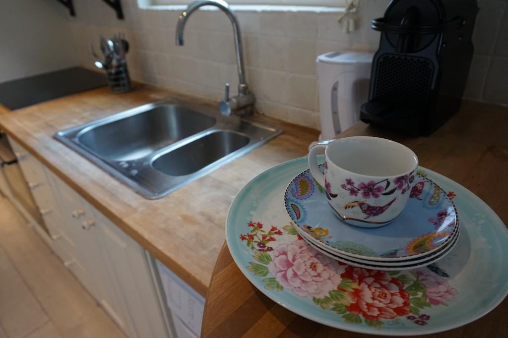 Studio Lief Bergen Binnen, Bij Bos Duin En Dorp Bilik gambar