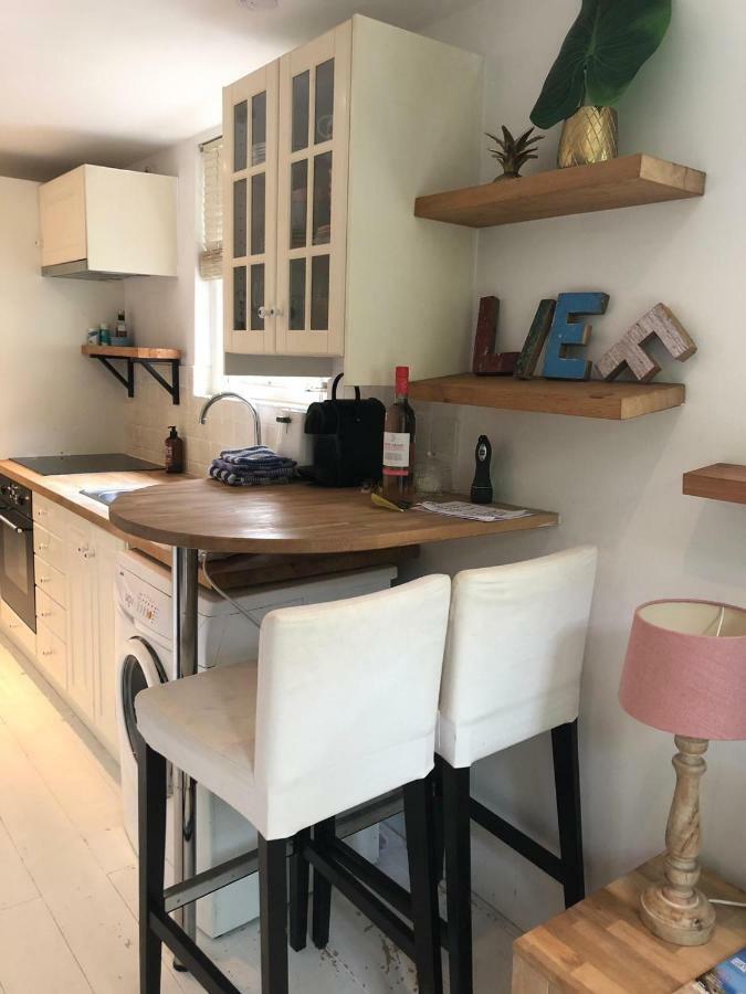 Studio Lief Bergen Binnen, Bij Bos Duin En Dorp Luaran gambar